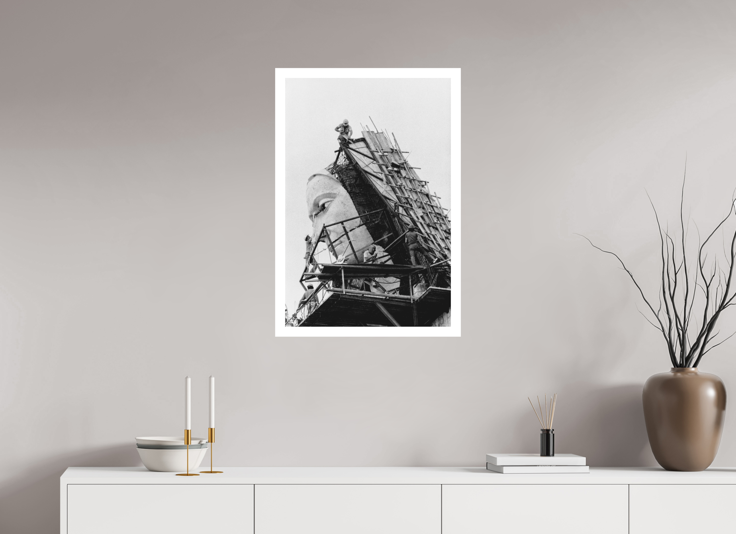 50 x 75 cm, Ilford B&W paper, matte 3 cm white border The Face of Peace